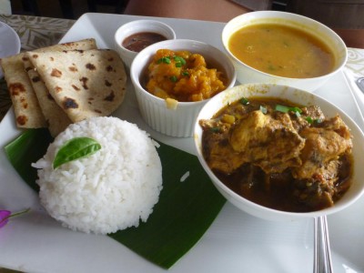 Curry lunch at Palmlea Farm Lodge