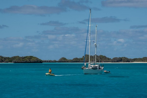 Graeme leading Chara to a good sand patch for their anchor