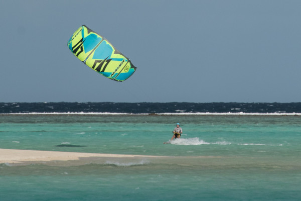 Monty kiting at Mounu